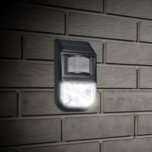 Load image into Gallery viewer, Lenoxx Solar-Powered Motion Sensor Light (4-Piece), Detects Motion, Rechargeable